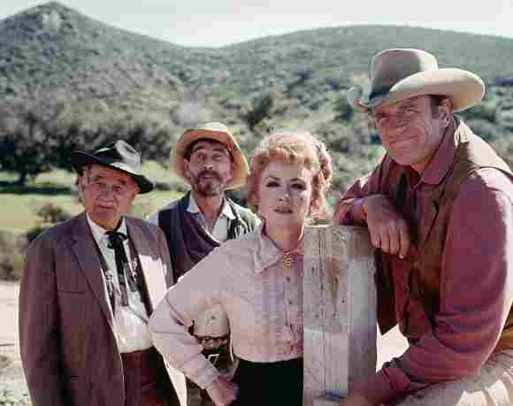 Gunsmoke True or False Quiz trivia facts questions TV show series classic retro Western cast actors 2021