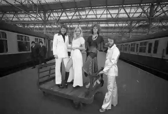 Abba Rail