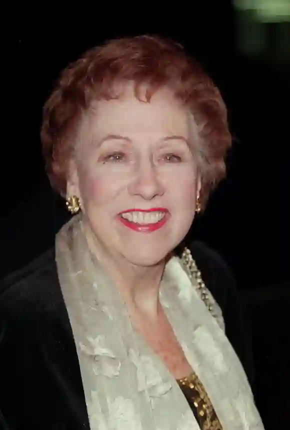 All in the Family cast: Jean Stapleton actress Edith Bunker (1923-2013) now today age death