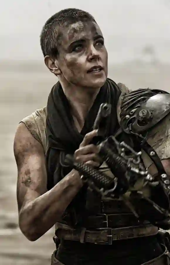 Charlize Theron dans "Mad Max : Fury Road" (en anglais)