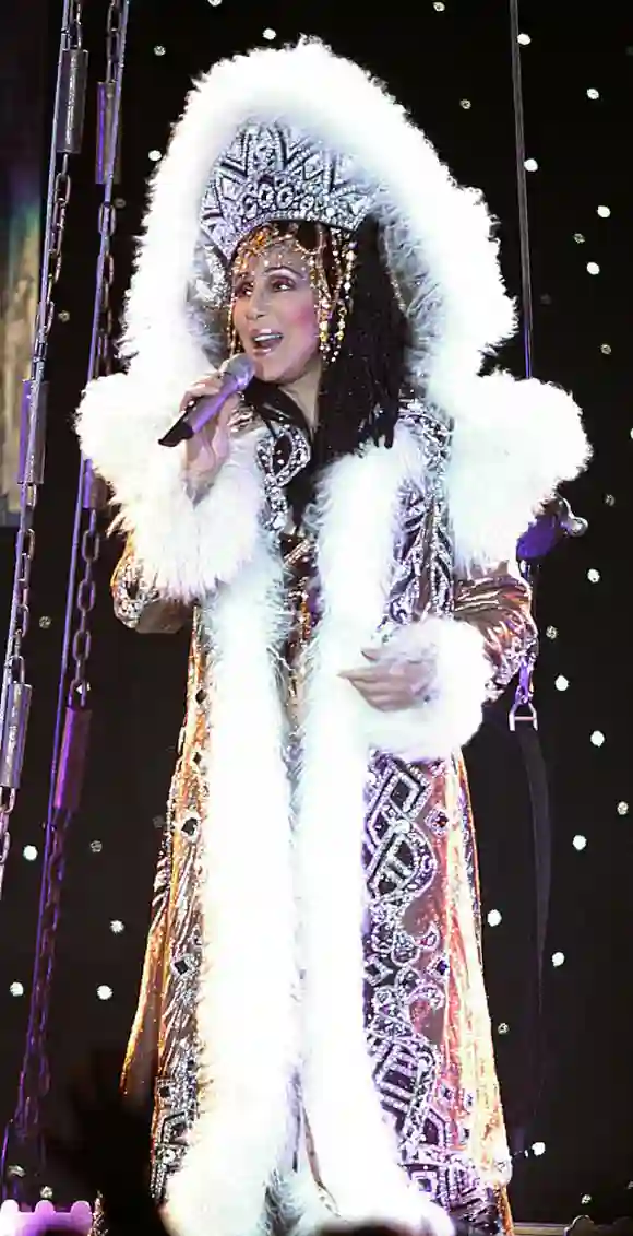 UK: Cher - Final UK Concerts