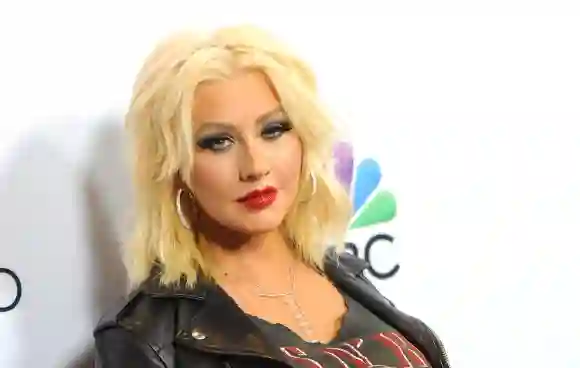 La chanteuse Christina Aguilera arrive à l'émission "The Voice" Saison 8 de NBC