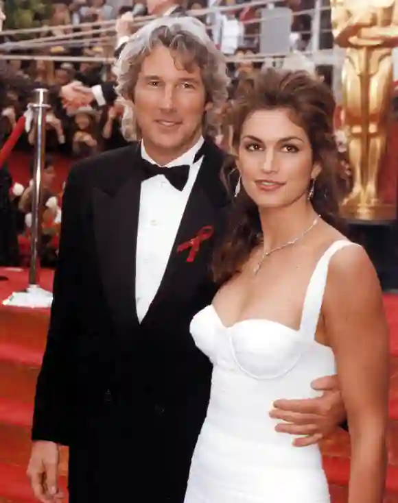 Richard Gere and Cindy Crawford at the 65th Annual Academy Awards, 1993