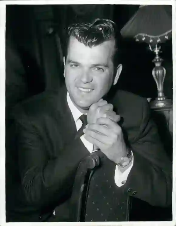 May 05 1959 Conway Twitty Arrives In London Prepares For TV S Oh Boy Show Conway Twitty arrived