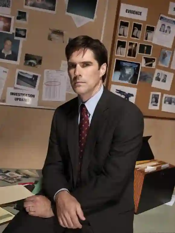 La distribution d'Esprits criminels hier et aujourd'hui 2021 acteurs stars actrices série télévisée Thomas Gibson