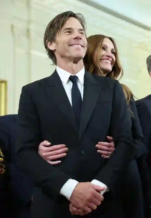 Daniel Moder and Julia Roberts
