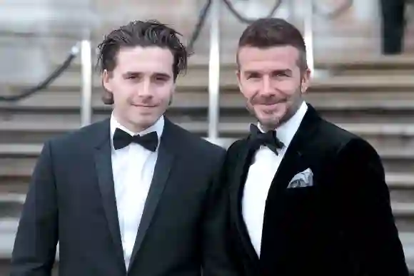 Brooklyn Beckham y David Beckham asisten al estreno mundial de Our Planet de Netflix.