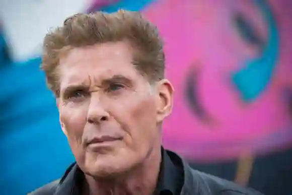 David Hasselhoff Through the Night Knight Rider nouvelle chanson heavy metal CueStack 2020