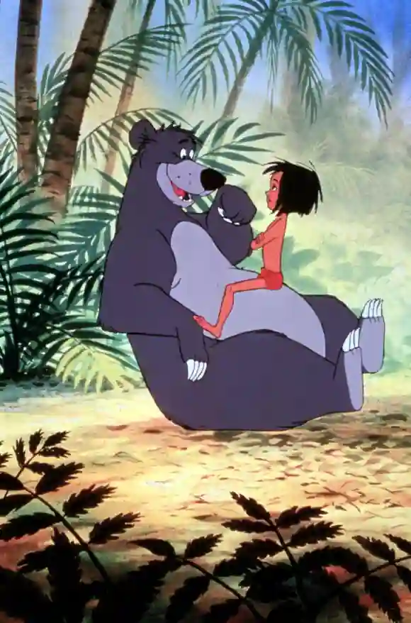 Clip de película de "El gran libro de la selva" con Baloo y Mowgli