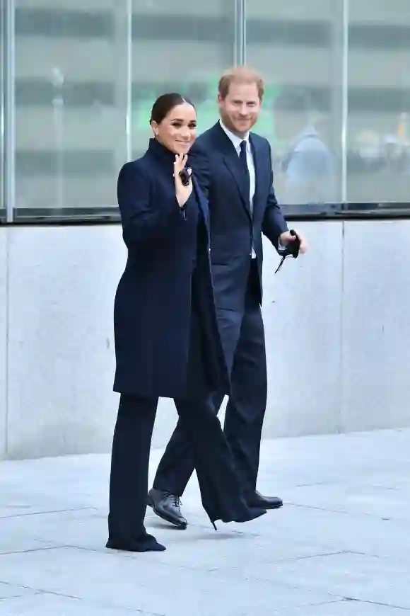 Duchess Meghan and Prince Harry Perform 2021 New York City Travel Photos Pictures News of the New York City Royal Family