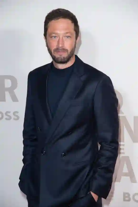 GQ Men of the Year Awards 2023 au Royal Opera House, Londres Ebon Moss-Bachrach assiste aux GQ Men of the Year Awards 202