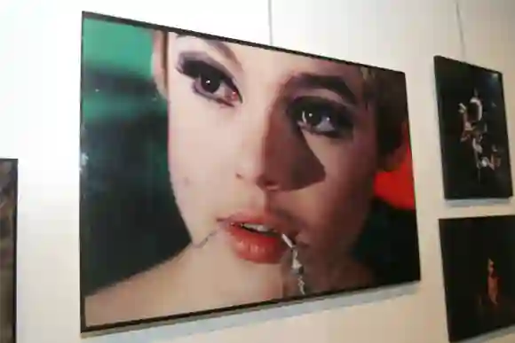 Fiesta de inauguración de la exposición de Edie Sedgwick