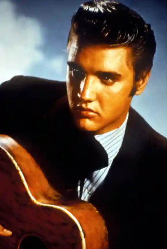 El cantante Elvis Presley