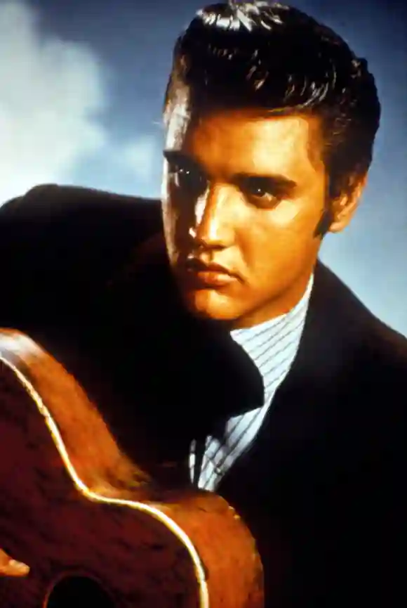Le chanteur Elvis Presley