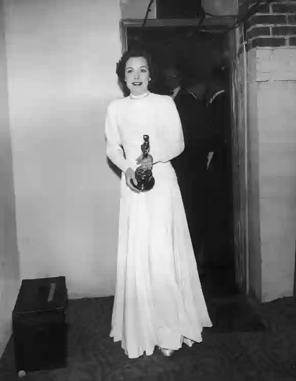 Falcon Crest Jane Wyman career 1948 Oscar Academy Award win for Johnny Belinda﻿