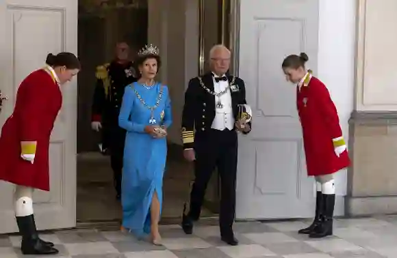 Septiembre 2022: 2022 El rey Carl XVI Gustaf y la reina Silvia durante las celebraciones para conmemorar el 50 aniversario del ascenso al trono de la reina de Dinamarca.