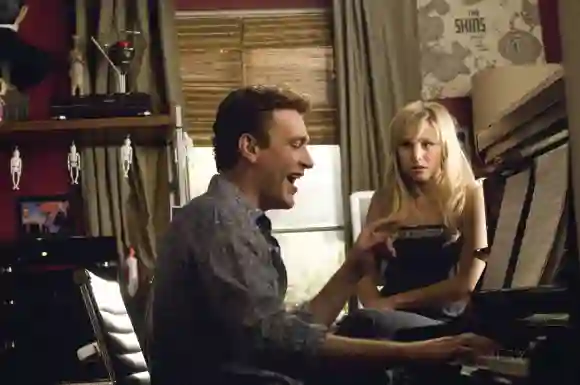 Jason Segal and Kristen Bell in "Forgetting Sarah Marshall"