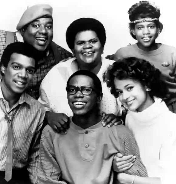 WHAT S HAPPENING NOW!!, (top l-r): Fred Berry, Shirley Hemphill, Reina King, (bottom l-r): Haywood Nelson, Ernest Thomas