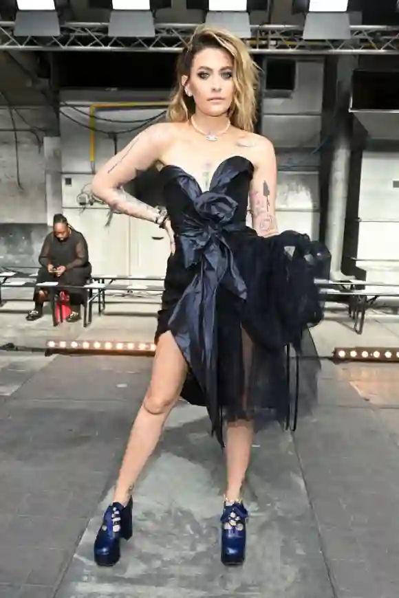 Vivienne Westwood : Primera fila - Semana de la Moda de París - Ropa de mujer Primavera Verano 2022