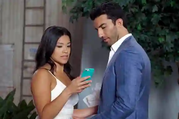 Justin Baldoni y Gina Rodriguez