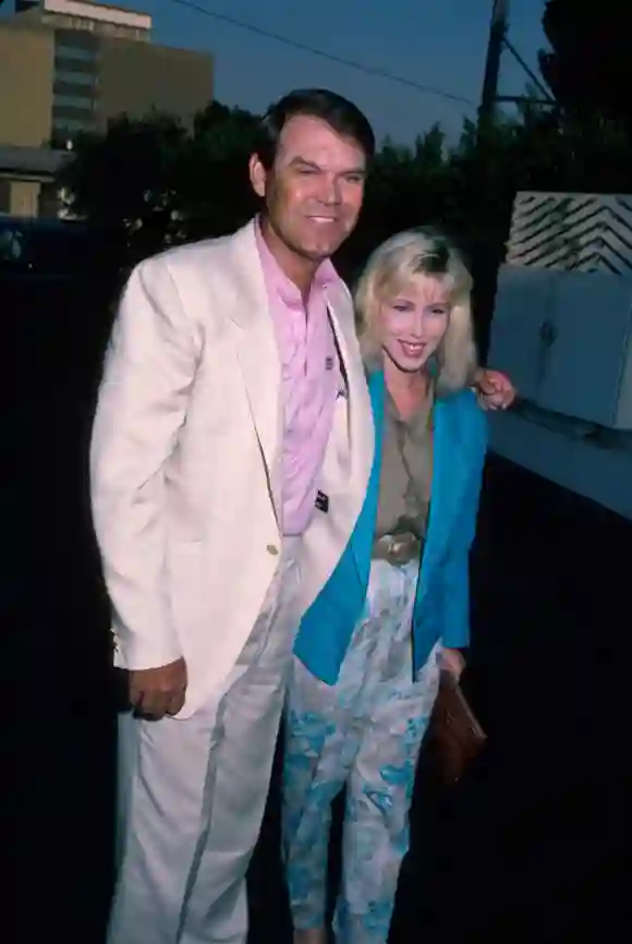Singer  Glen  Campbell  and  wife.

DMI/The  LIFE  Picture  Collection

Special  Instructions:  Prem