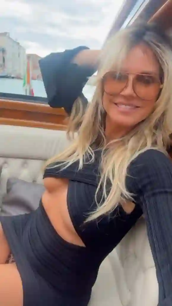 heidi klum hot sexy boot slip underboobs leo