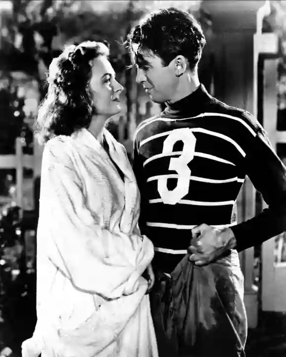 It's A Wonderful Life: Facts About The Christmas Classic﻿ 1946 movie film cast