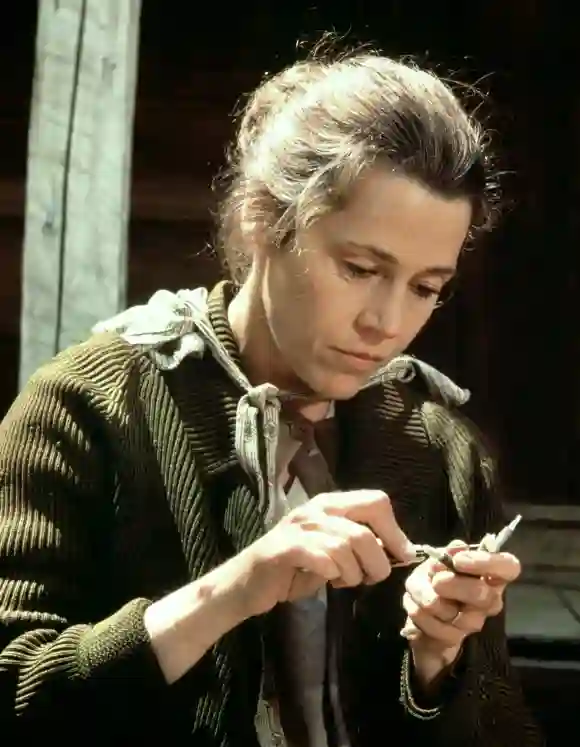 Jane Fonda 'The Dollmaker' 1984