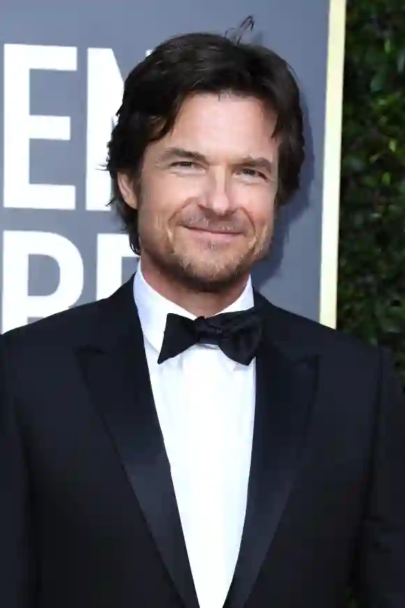 Jason Bateman asiste a la 77 edición de los Globos de Oro.