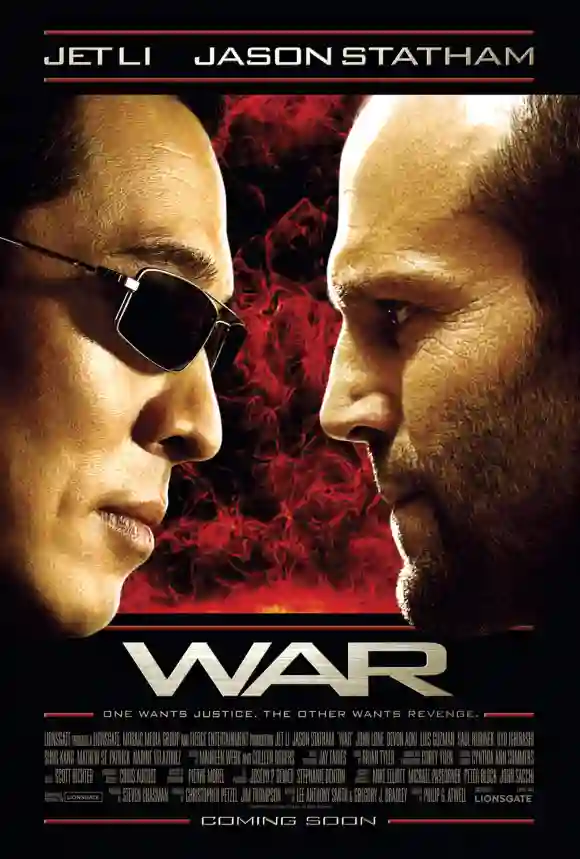 'War' movie poster (2007)