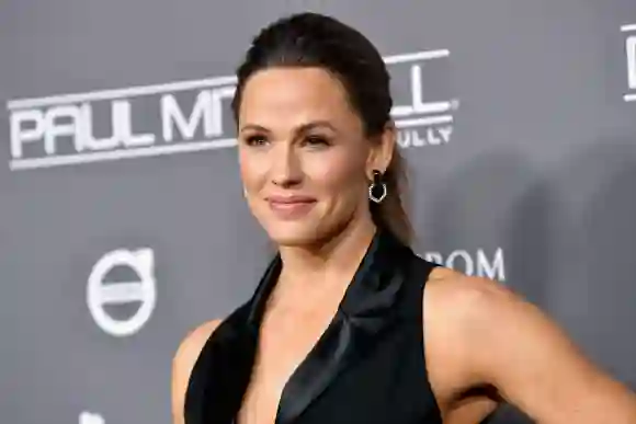 Jennifer Garner souligne les difficultés parentales en quarantaine dans une vidéo hilarante : "La jonglerie est réelle