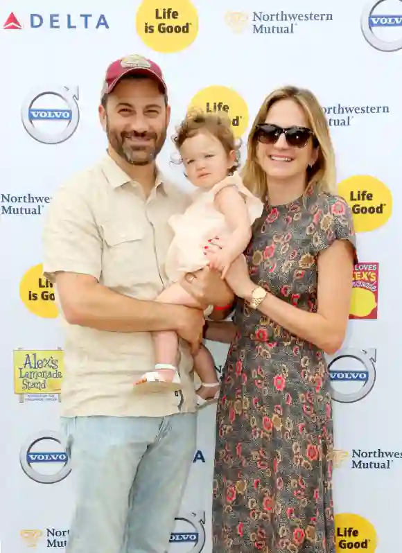 Jimmy Kimmel y Molly McNearney con su hija Jane Kimmel