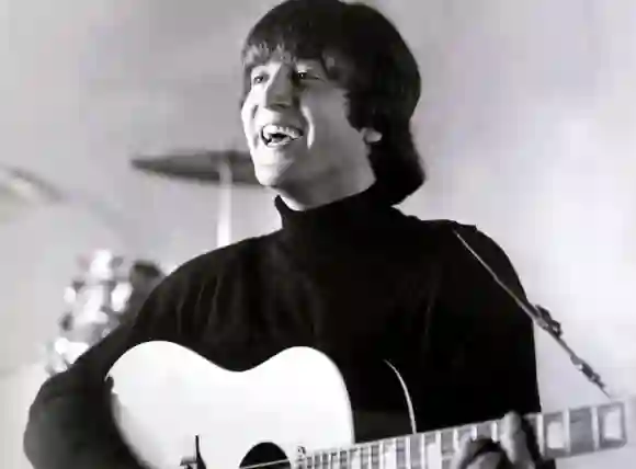 HELP, John Lennon, 1965