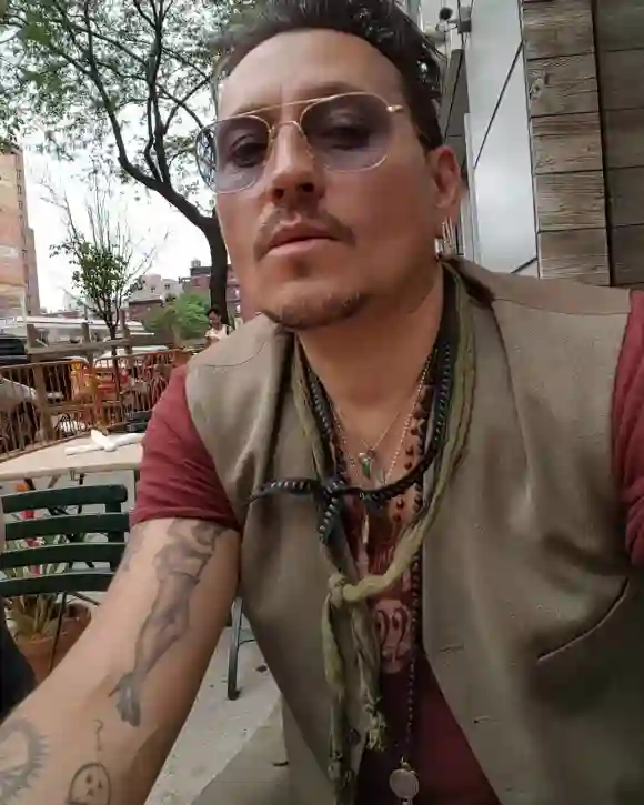 Le sosie de Johnny Depp, Seba Alón