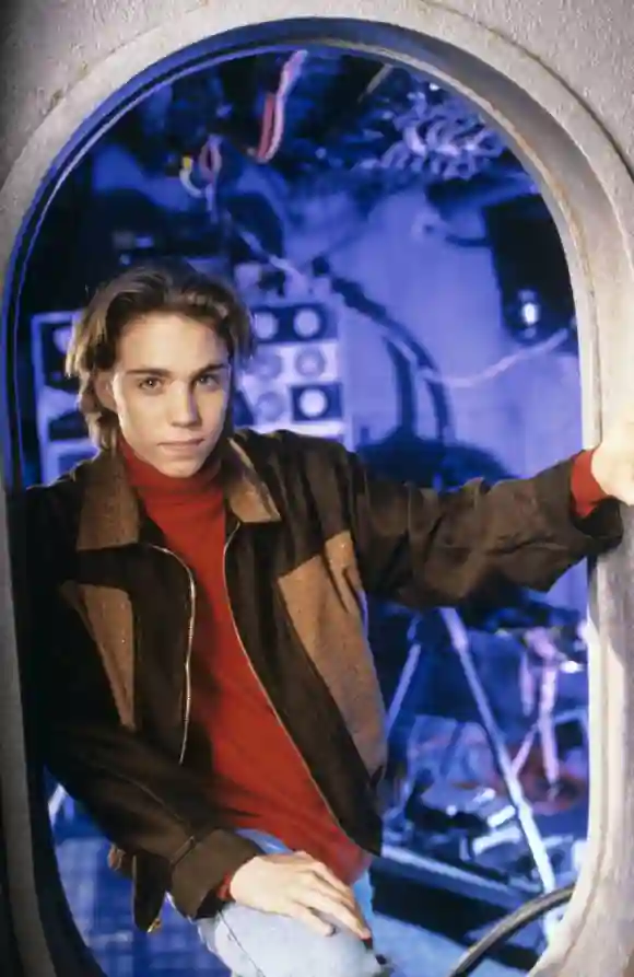 Arrêt sur image du SeaQuest DSV Jonathan Brandis circa 1994 Photo Credit Aaron Rapoport PUBLICATIONxIN