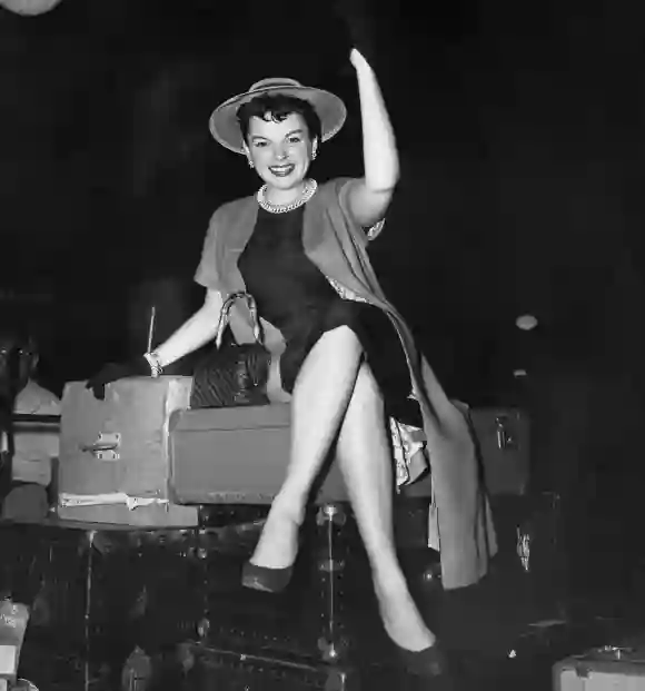 Fotograma publicitario de estudio: Judy Garland, circa 1954 Hollywood CA USA