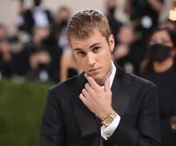 Justin Bieber attends The 2021 Met Gala Celebrating In America: A Lexicon Of Fashion at Metropolitan Museum of Art.