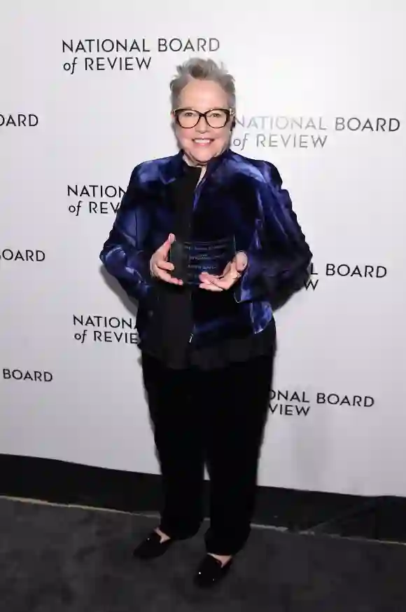 Kathy Bates poses with an award during The National Board of Review Annual Awards Gala at Cipriani 42nd Street on January 08, 2020 in New York City