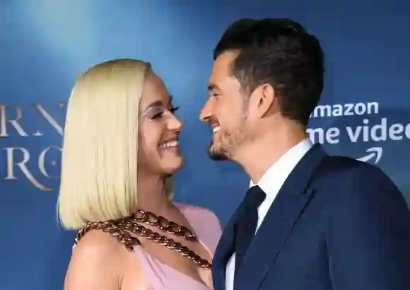 Katy Perry revela que la separación de 2017 de su ahora prometido Orlando Bloom fue el resultado de la depresión y los pensamientos suicidas