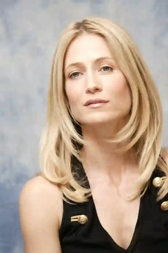 Kelly Rowan in 'The O.C.'