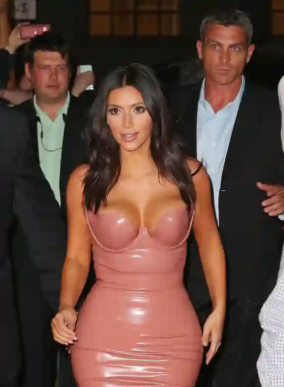 Kim Kardashian en un sueño de rosa
