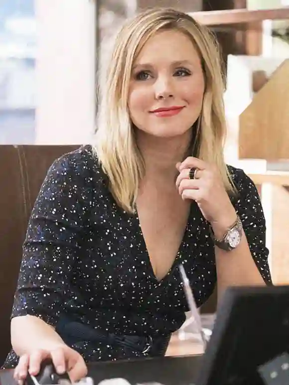 Kristen Bell en una escena de la serie 'House of Lies'