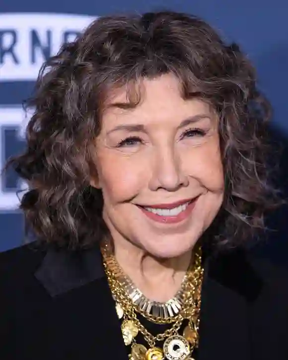 80 For Brady Premiere - LA American actress Lily Tomlin arrives at the Los Angeles Premiere Screening Of Paramount Pictu