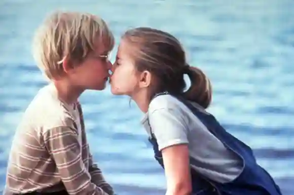 Macaulay Culkin y Anna Chlumsky en 'My Girl' 1991