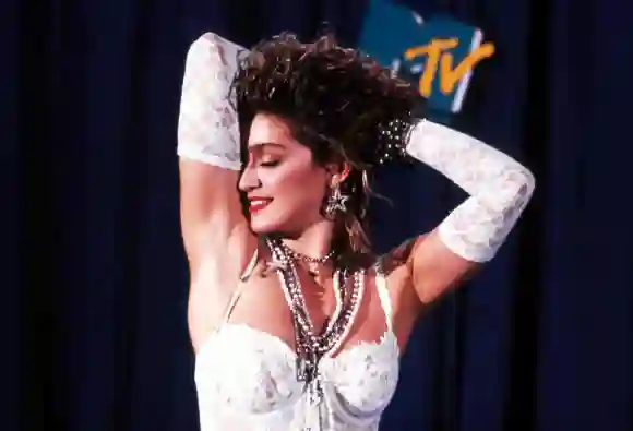 MADONNA AT 1984 MTV VIDEO MUSIC AWARDS