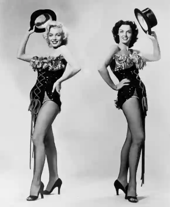 Marilyn Monroe and Jane Russell in the film 'Gentlemen Prefer Blondes' (1953)