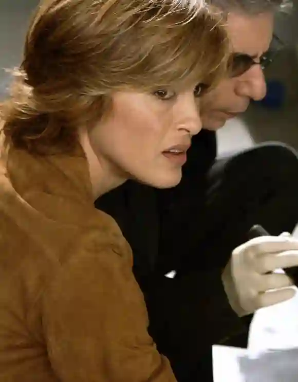 Law Order SVU Episodes best fan-favourite Scavenger Mariska Hargitay and Richard Belzer in Law & Order: SVU season 6.