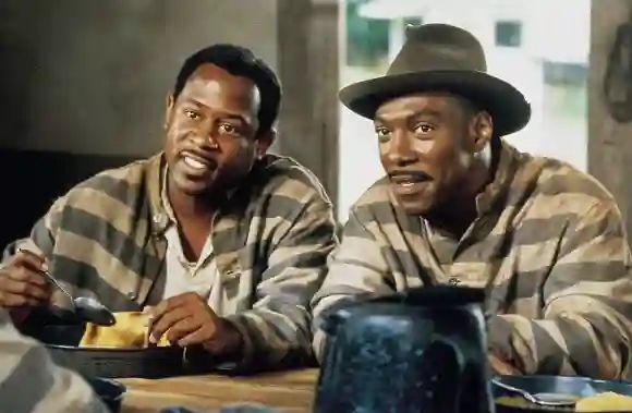 Martin Lawrence &amp; Eddie Murphy Personajes: Claude Banks &amp; Rayford Gibson Película: Life (1999)