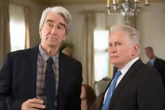 Sam Waterston and Martin Sheen 'Grace and Frankie' season 1 episode 4
