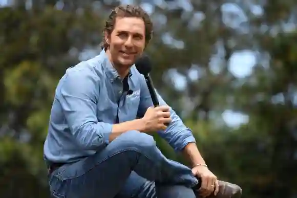 Matthew McConaughey podría presentarse a gobernador de Texas política entrevista 2021 2022 Greg Abbott Repbulican reelección